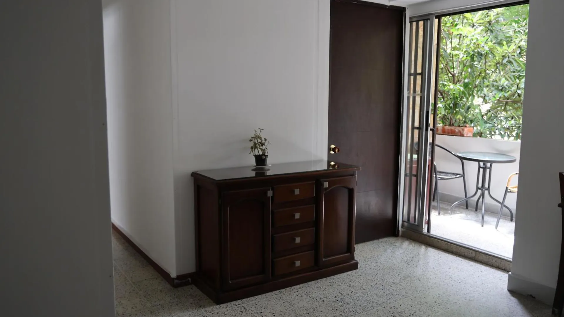 Habitación en casa particular Roomies House By Rincon Medellín Colombia