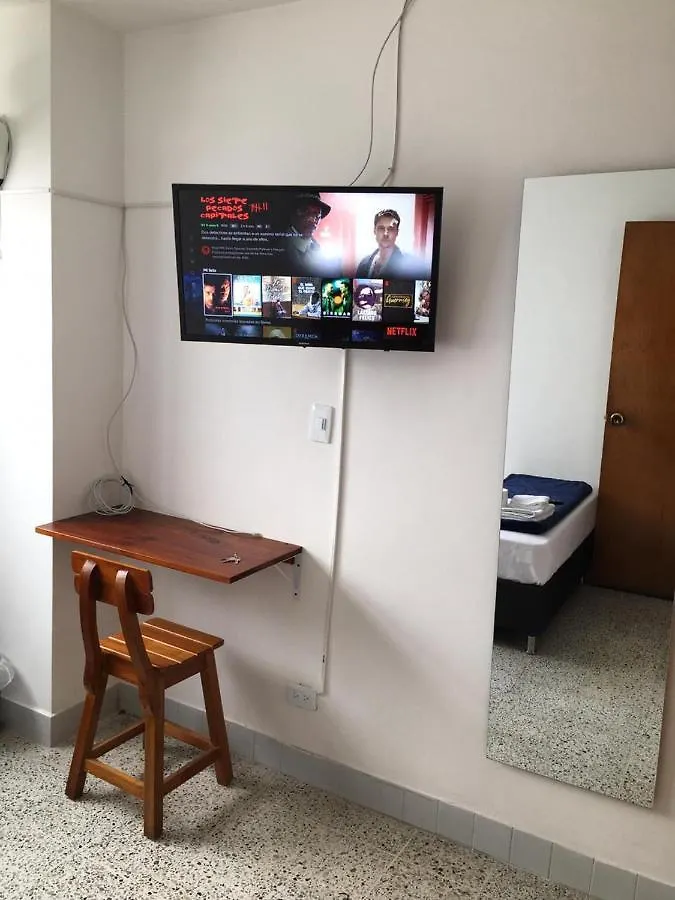 Homestay Roomies House By Rincon Medellin