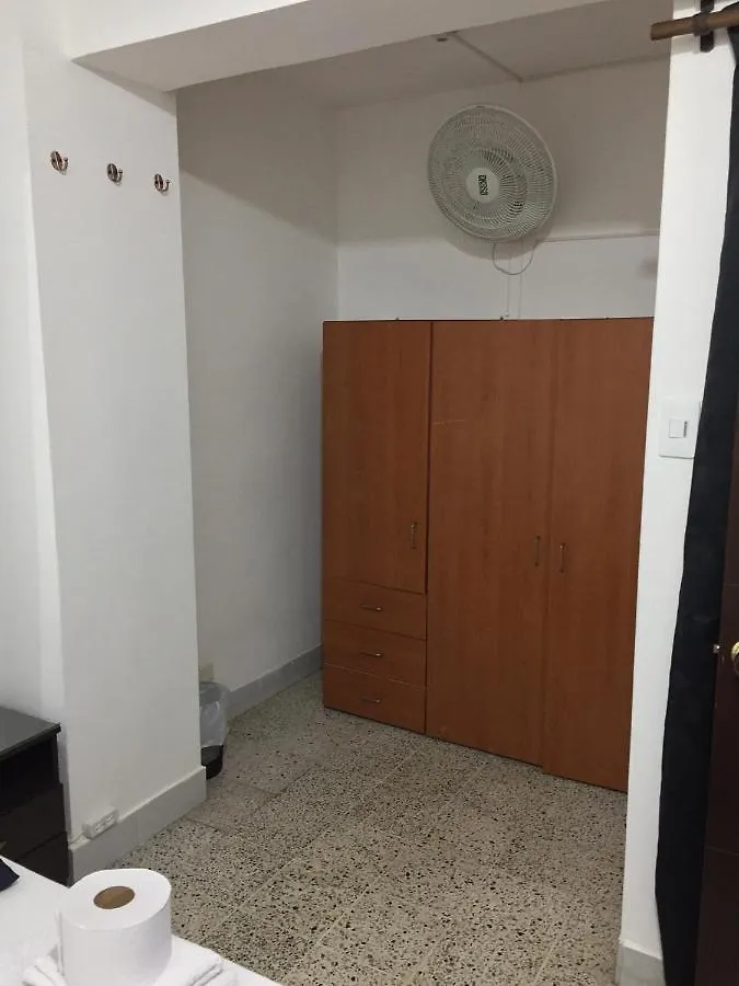 Roomies House By Rincon Medellin 0*,  Colombia