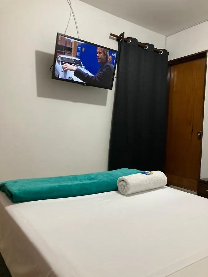 Roomies House By Rincon Medellin Homestay