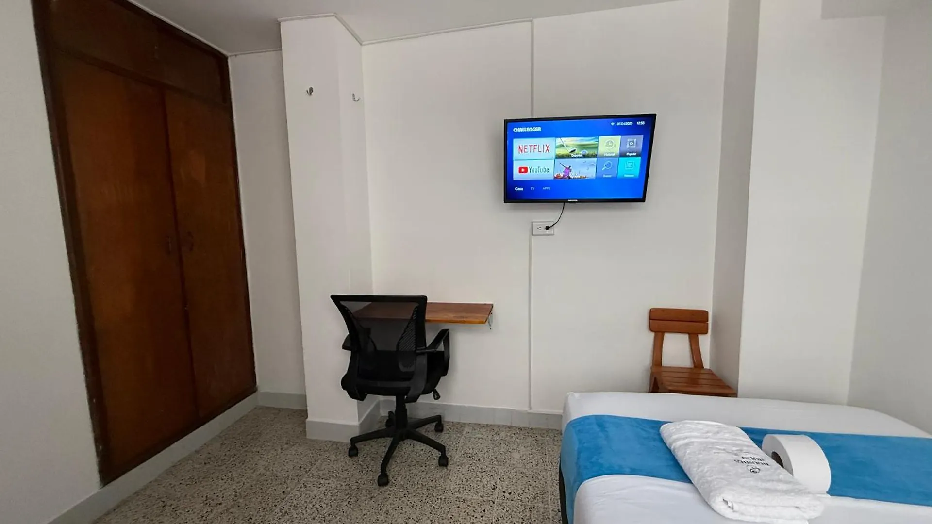 Homestay Roomies House By Rincon Medellin