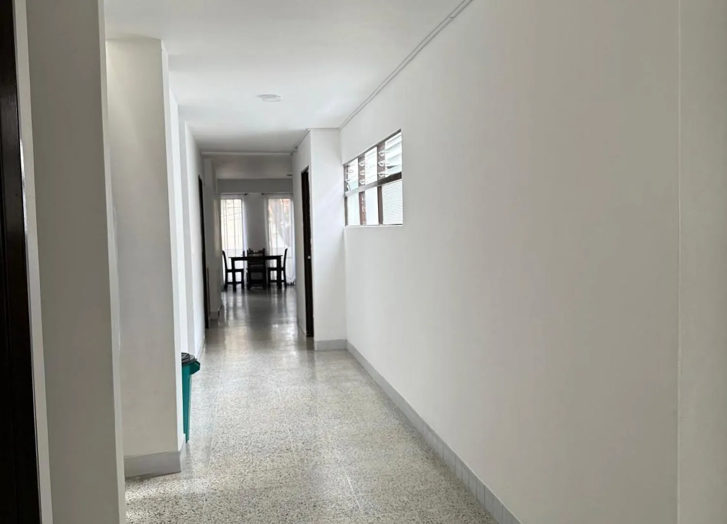 Roomies House By Rincon Medellin Homestay